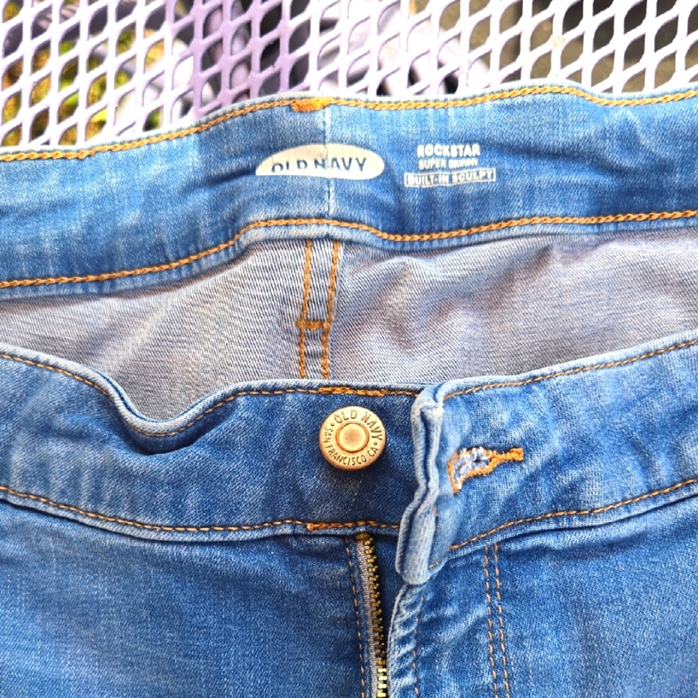 Old Navy Women's Blue Rockstar Jeans Super Skinny 18